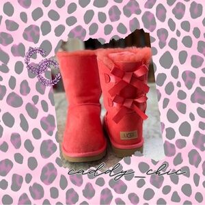 UGG Bailey Bow II Boots Nantucket Coral Size 8 – Pink Sheepskin Bow Back EUC
